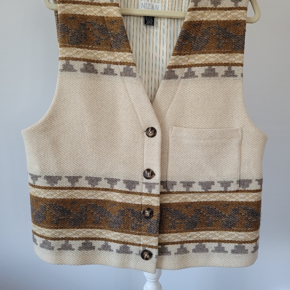 Vintage Aztec 80s Sleeveless Boho Patterned Wool Vest - Picture 6 of 10